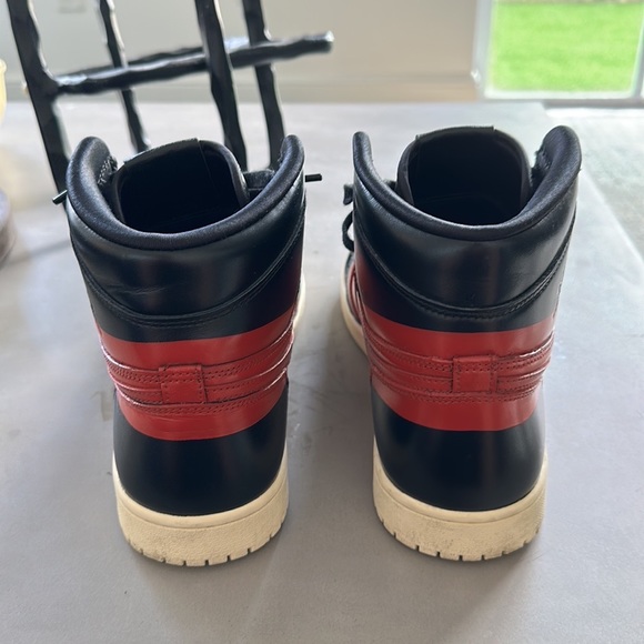 Air Jordan 1 Retro High OG ‘Couture’ main image 5